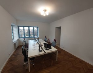 Bureau à louer dans Cluj-napoca, zone Andrei Muresanu