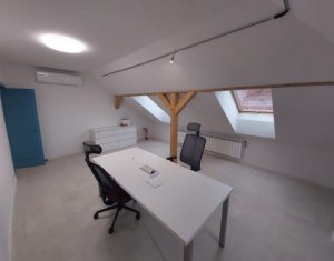 Bureau à louer dans Cluj-napoca, zone Andrei Muresanu