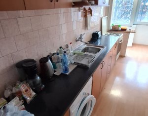 Apartament de 3 camere, confort sporit, finisaje clasice, Bulevardul Titulescu!