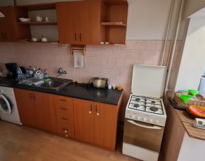 Apartament de 3 camere, confort sporit, finisaje clasice, Bulevardul Titulescu!