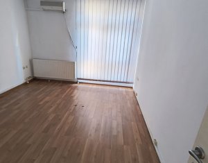 House 7 rooms for rent in Cluj-napoca, zone Centru