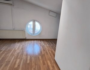 House 7 rooms for rent in Cluj-napoca, zone Centru