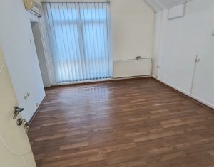 House 7 rooms for rent in Cluj-napoca, zone Centru