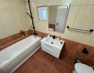 Apartment 3 rooms for rent in Cluj-napoca, zone Centru