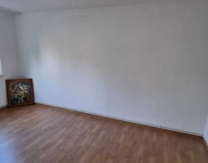 Apartament decomandat 4 camere, BIG Manastur, etaj 2 din 4, curat, liber, clasic