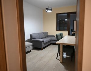 Appartement 4 chambres à louer dans Cluj-napoca, zone Manastur