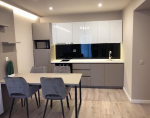 Appartement 3 chambres à louer dans Cluj-napoca, zone Centru