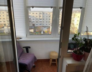 Apartament 3 Camere cu Parcare Intr-o Zona Linistita 