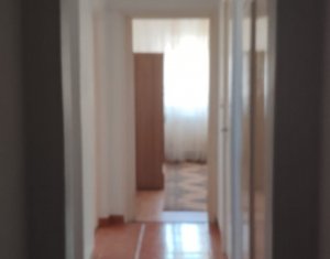 Apartament 2 camere, decomandat, zona Mc`Donalds, la terenuri, manastur