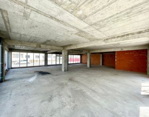 Commercial space for rent in Floresti