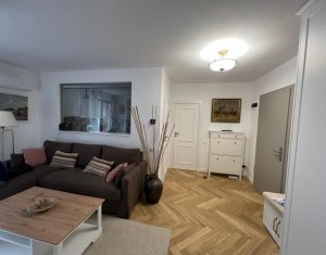 Apartament modern de inchiriat, 2 bai, terasa si parcare subterana